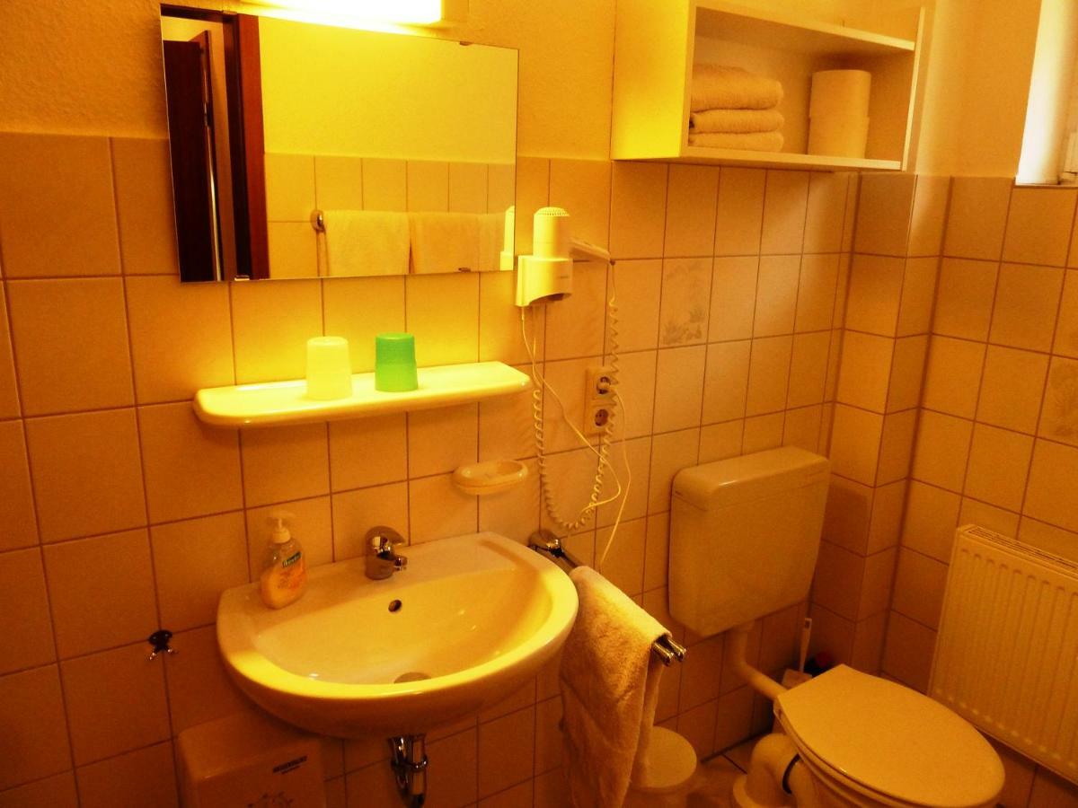 Ferienpension Lindenhof - Ferienwohnungen In Der Lueneburger Heide Marxen am Berge エクステリア 写真