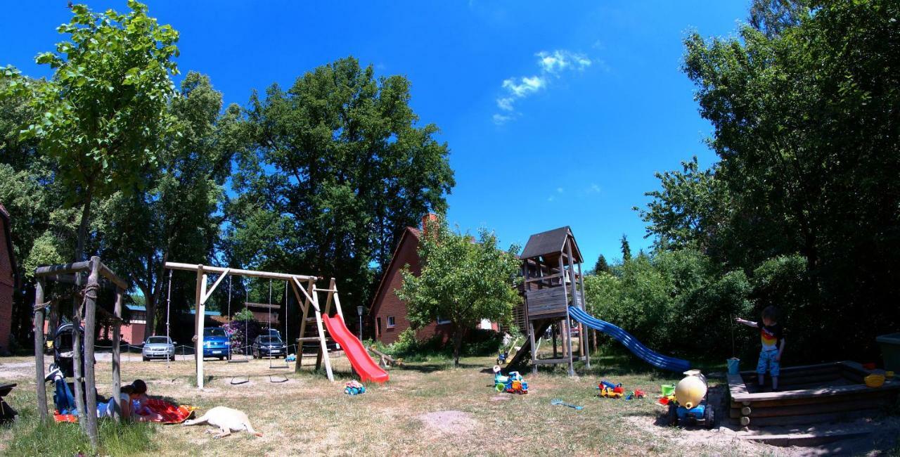 Ferienpension Lindenhof - Ferienwohnungen In Der Lueneburger Heide Marxen am Berge エクステリア 写真